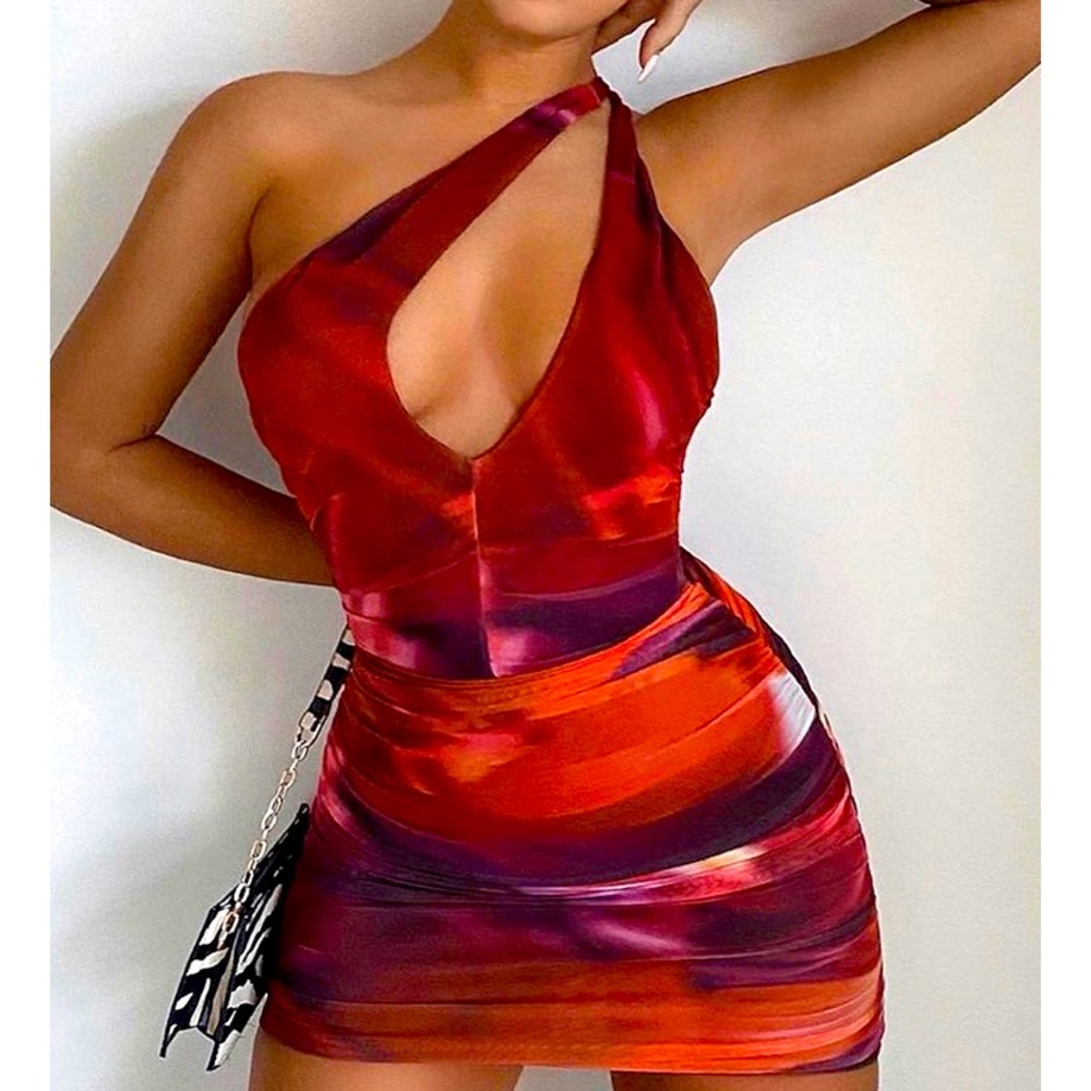 Sexy form fitting mini dress 💥FINAL SALE💥